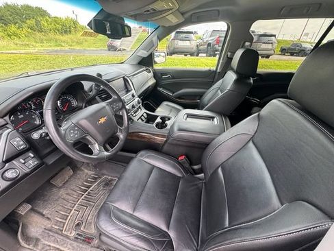 Used 2020 Chevrolet Tahoe LT w/ Max Trailering Package AWD/4WD image 17