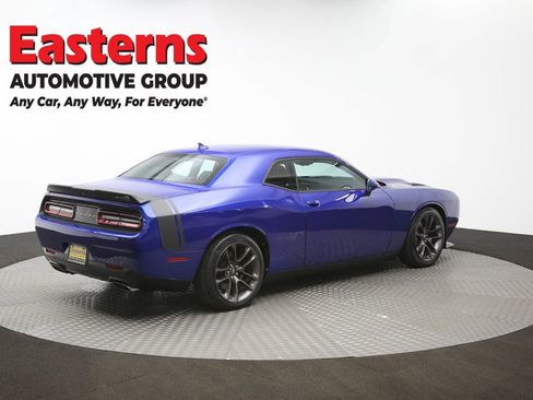 Used 2022 Dodge Challenger R/T Scat Pack w/ Scat Pack Stripe image 42