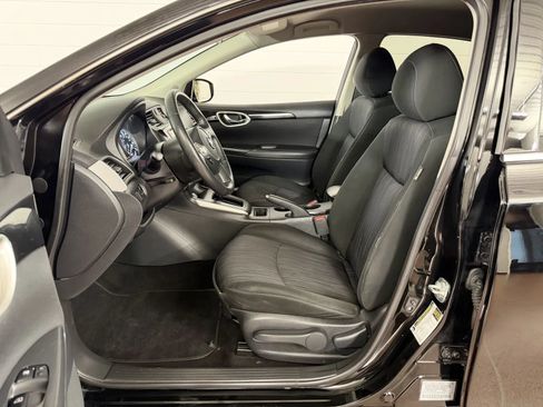 Used 2019 Nissan Sentra SV FWD image 11