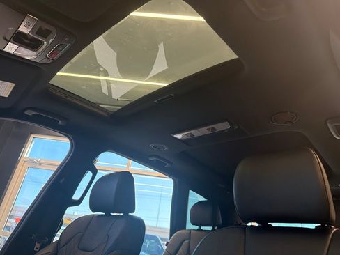 Certified 2025 Kia Telluride SX X-Line AWD/4WD image 36