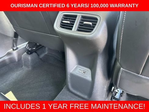 Used 2023 Buick Envision Essence AWD/4WD image 13