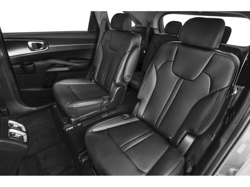 Used 2022 Kia Sorento EX w/ Panoramic Sunroof Package FWD image 8
