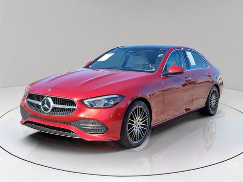 Used 2022 Mercedes-Benz C 300 Sedan image 3