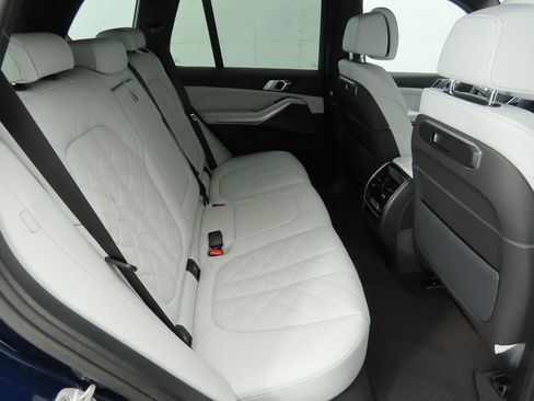 Used 2026 BMW X5 xDrive40i image 23