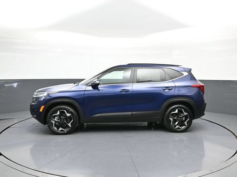 Certified 2025 Kia Seltos EX AWD/4WD image 41