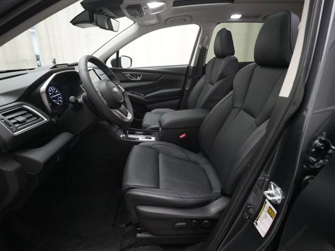 Used 2025 Subaru Ascent Limited image 7