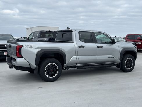 New 2026 Toyota Tacoma TRD Off-Road AWD/4WD image 13