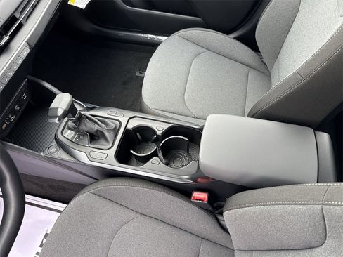 New 2025 Kia K4 LXS image 22