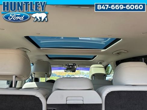 Used 2023 Genesis GV80 2.5T w/ Prestige 20" Package image 13