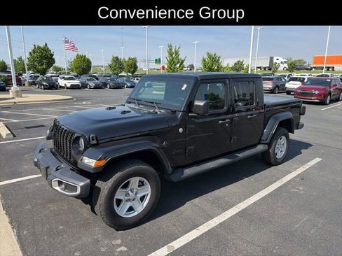 Used 2021 Jeep Gladiator Sport AWD/4WD image 9