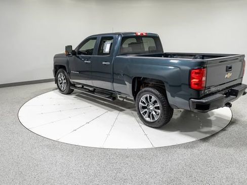 Used 2017 Chevrolet Silverado 1500 W/T AWD/4WD image 30