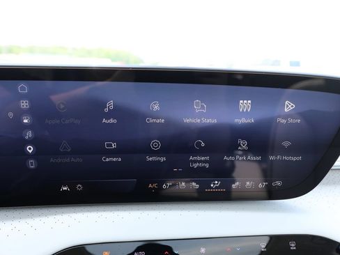 Used 2025 Buick Enclave Avenir w/ Super Cruise Package AWD/4WD image 5