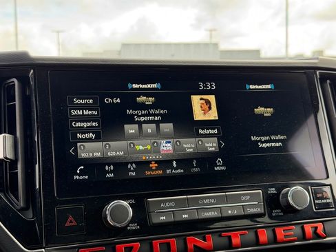 Used 2025 Nissan Frontier PRO-4X AWD/4WD image 33