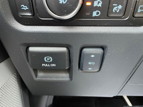 Certified 2025 Ford F150 Raptor AWD/4WD image 21