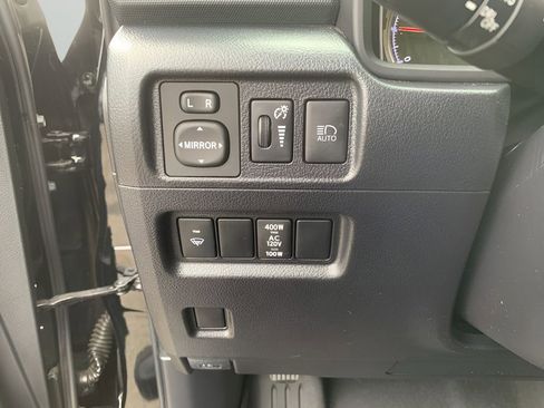 Used 2021 Toyota 4Runner Limited image 32