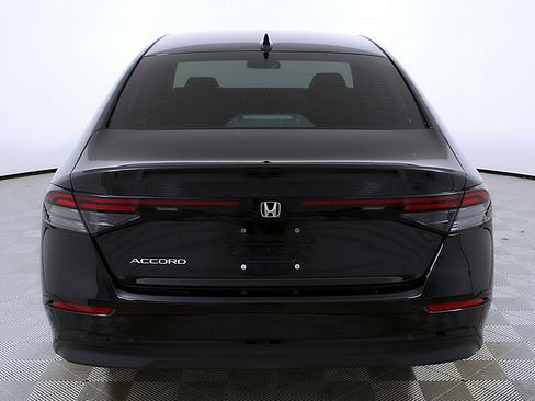 Used 2023 Honda Accord LX image 8