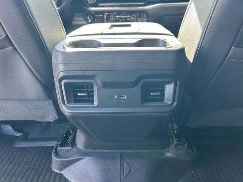 Used 2022 Chevrolet Silverado 1500 LT Trail Boss w/ LT Trail Boss Premium Package image 13