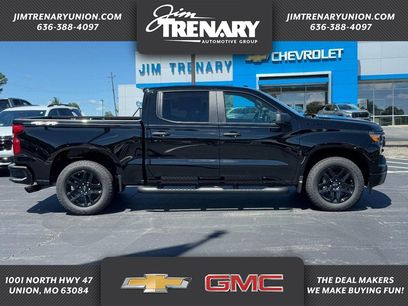New 2026 Chevrolet Silverado 1500 Custom w/ Turbomax Blackout Package