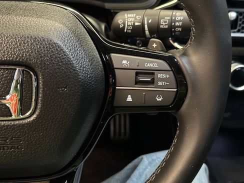 Used 2025 Honda Civic Sport image 12