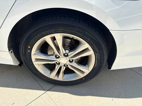 Used 2018 Hyundai Sonata SEL w/ Cargo Package FWD image 11