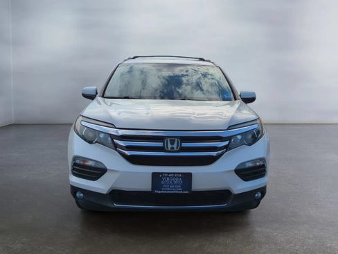 Used 2017 Honda Pilot Touring image 8