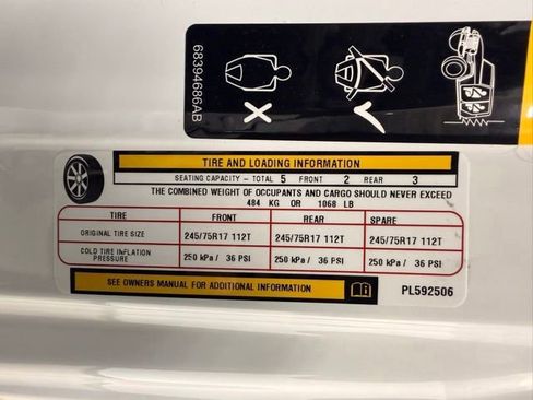 Used 2023 Jeep Gladiator Sport AWD/4WD image 51