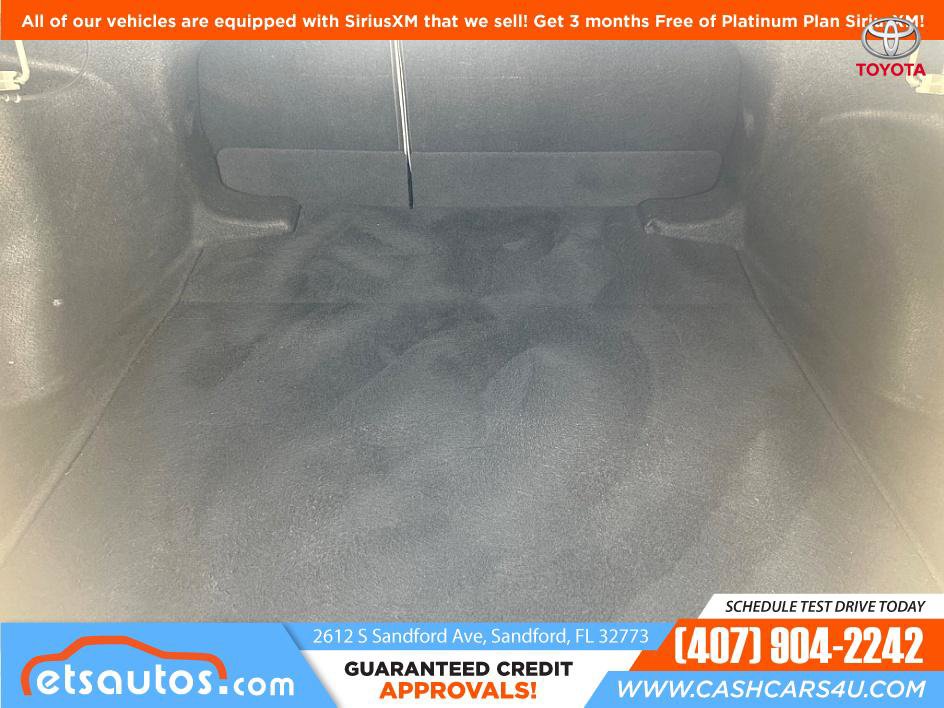 Used 2020 Toyota Corolla LE FWD image 14