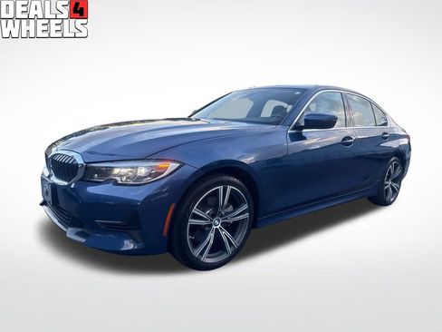 Used 2022 BMW 330i xDrive Sedan w/ Premium Package 2 AWD/4WD image 1