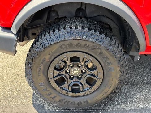 Used 2022 Ford Bronco Wildtrak AWD/4WD image 6