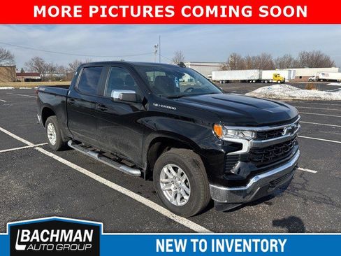 Used 2025 Chevrolet Silverado 1500 LT image 1