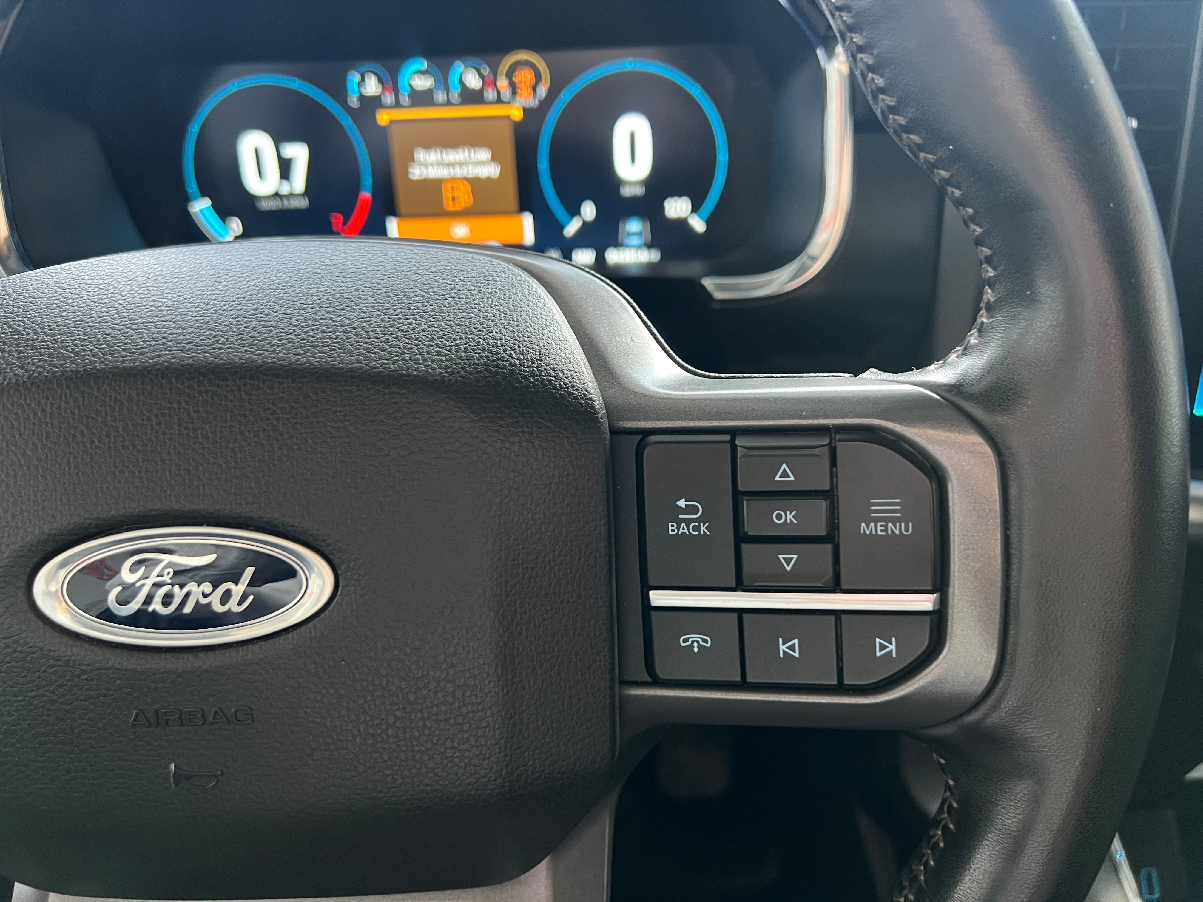 Used 2022 Ford F150 Lariat AWD/4WD image 18