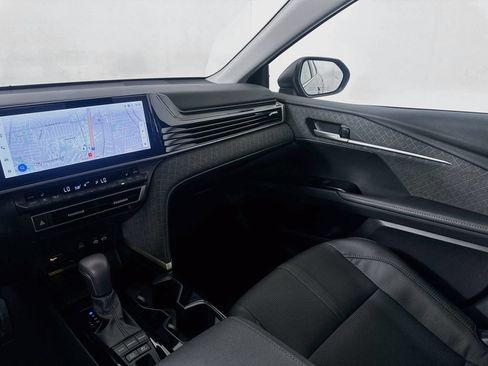 Used 2026 Toyota Camry XLE AWD/4WD image 24