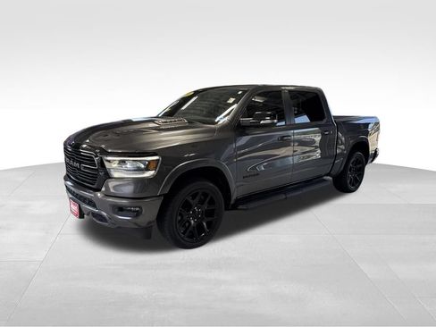 Used 2022 RAM 1500 Laramie AWD/4WD image 2