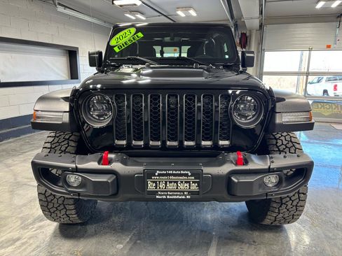 Used 2023 Jeep Gladiator Rubicon w/ LED Lighting Group image 3