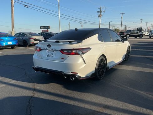 Used 2023 Toyota Camry XSE image 6