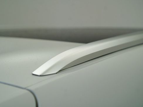 Used 2022 Bentley Bentayga V8 image 67