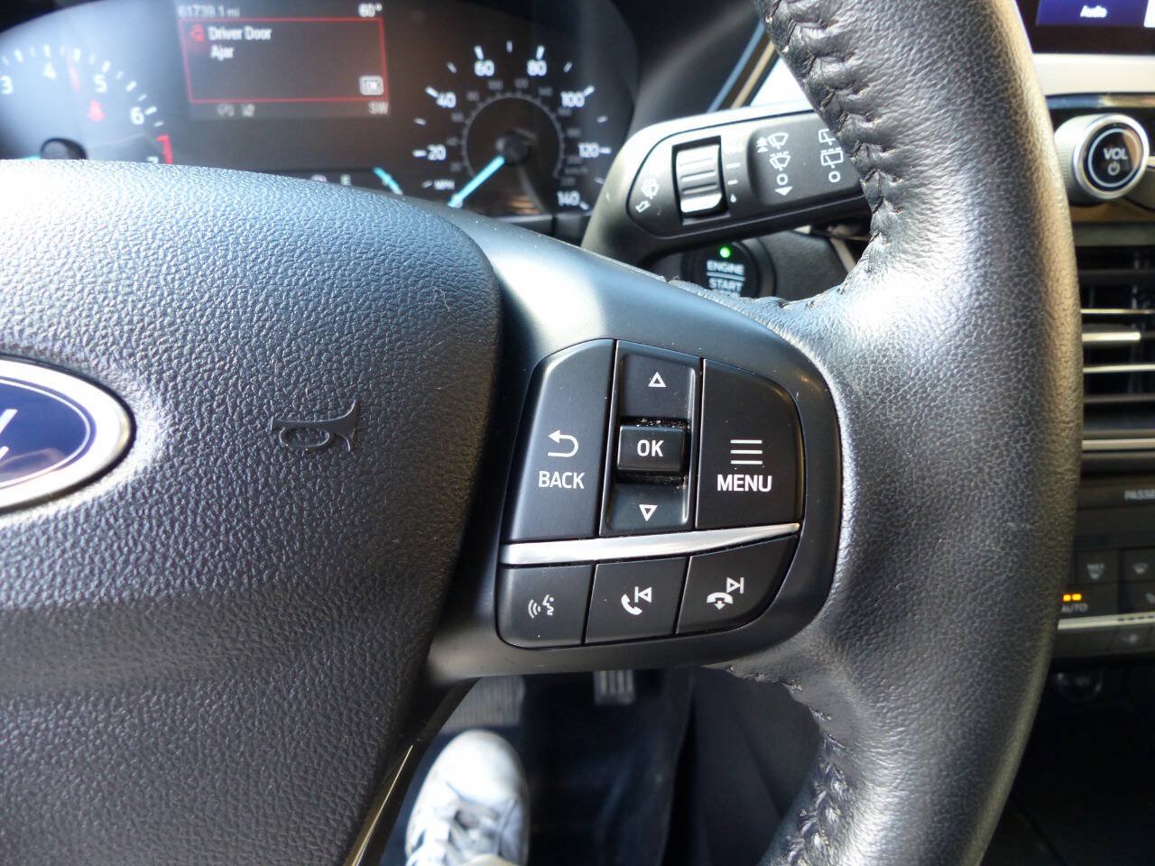Used 2021 Ford Escape SE w/ Convenience Package AWD/4WD image 26