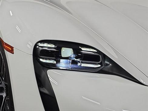 Certified 2024 Porsche Taycan image 12