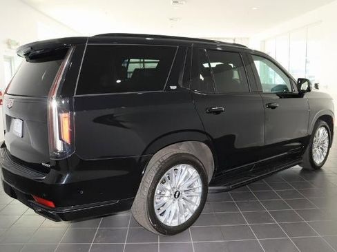 Used 2021 Cadillac Escalade Sport w/ Driver Assist Tech Package image 5