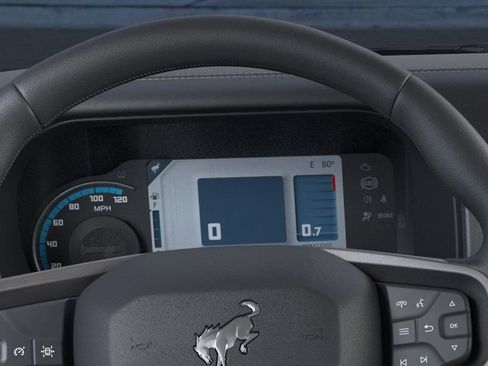 New 2025 Ford Bronco Badlands image 14