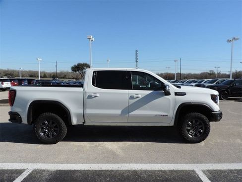 New 2026 GMC Sierra 1500 AT4X image 4