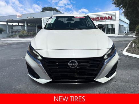 Certified 2024 Nissan Altima 2.5 SV FWD image 8
