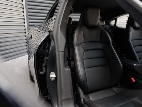 New 2025 Porsche Taycan image 30