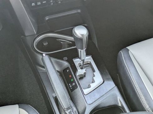 Used 2016 Toyota RAV4 Limited image 14