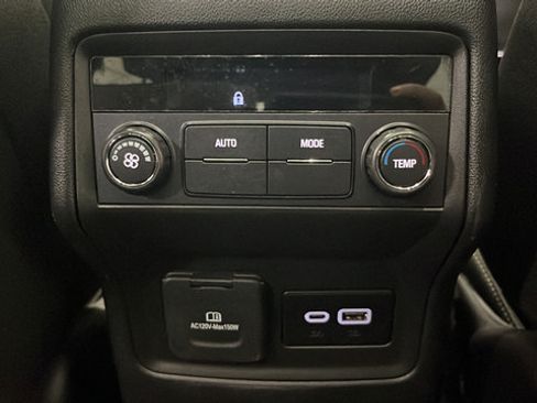 Used 2023 GMC Acadia SLE w/ Driver Convenience Package AWD/4WD image 38