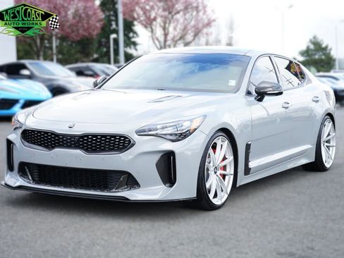 Used 2021 Kia Stinger GT2 image 1