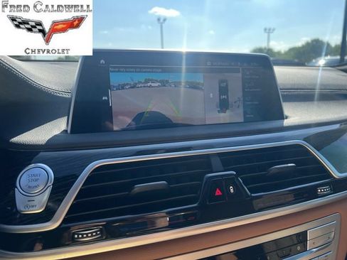 Used 2021 BMW 740i xDrive w/ Luxury Rear Seating Package AWD/4WD image 20