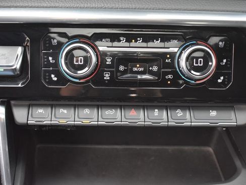 Used 2022 GMC Sierra 1500 Denali w/ Denali Reserve Package image 29