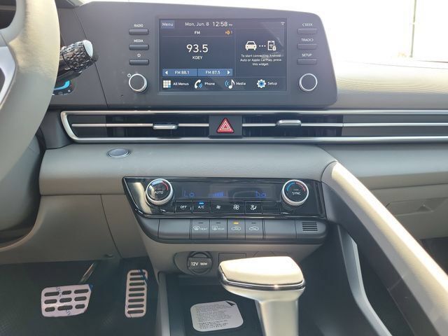 New 2026 Hyundai Elantra Sport FWD image 14
