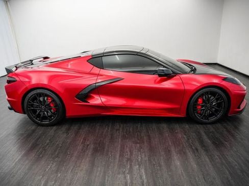 Used 2024 Chevrolet Corvette Stingray Premium Cpe w/ Z51 Performance Package RWD image 6